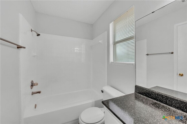 Building Photo - 4300 Beach Ball Dr