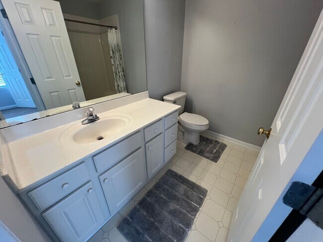 Building Photo - 4325 Pine Springs Ct