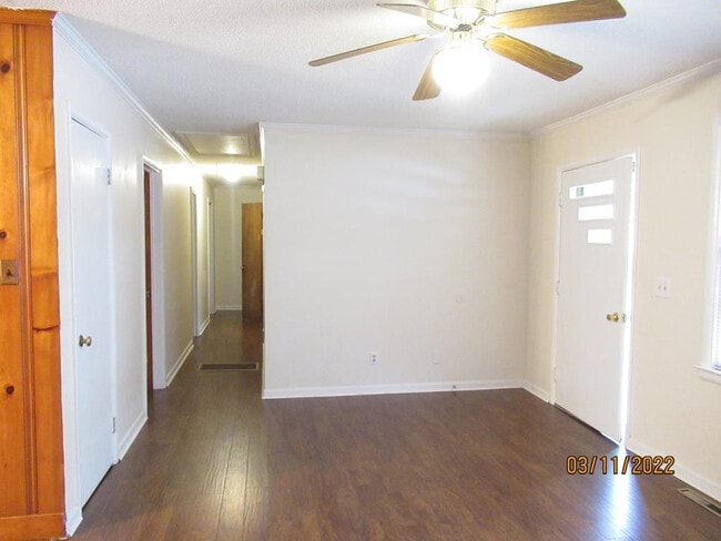 Building Photo - 534 Benton Ct
