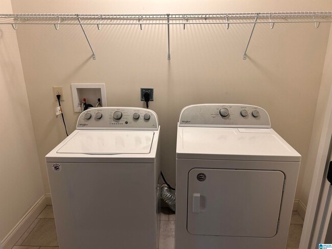 Building Photo - 4159 Lennox Wy