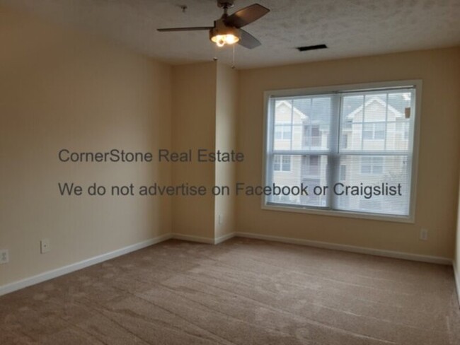 Building Photo - 3315 Harbour Pointe Pl