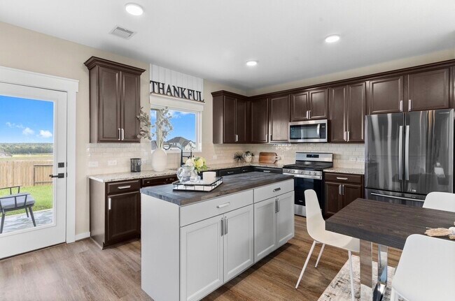 Building Photo - 12650 Alta Vista
