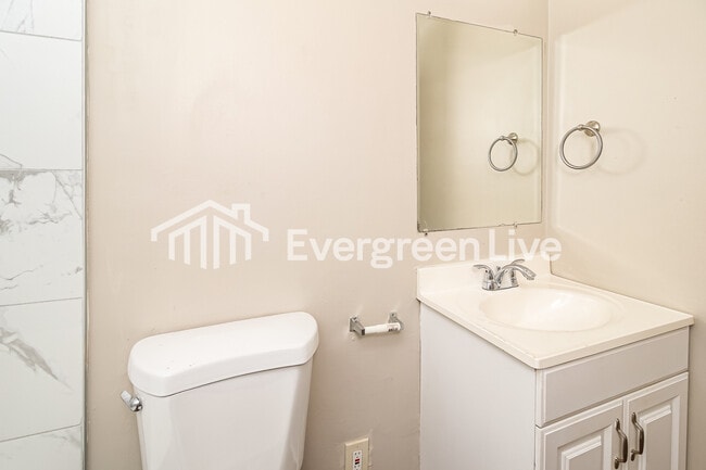 Building Photo - 4635 Richard Rd