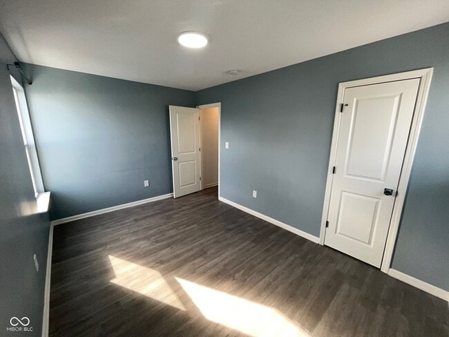 Building Photo - 143 McKim Ave