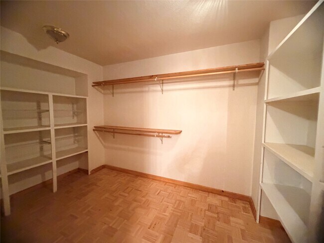 Building Photo - 2567 Avenue D