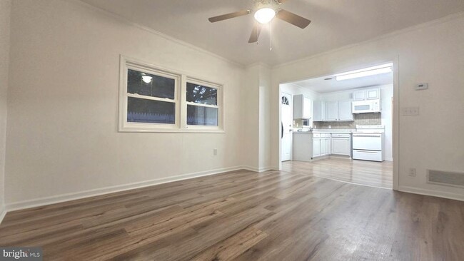 Building Photo - 392 Lafferty Ln