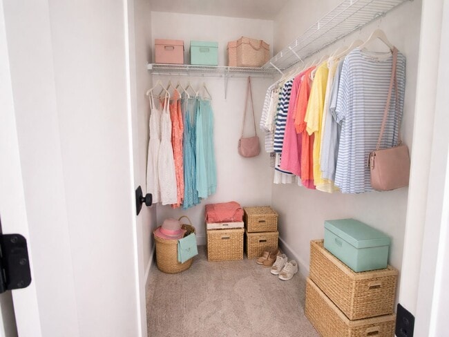 Building Photo - FIRST MONTH FREE - Beautiful 3BR 2.5BA Home in Statesville • 2 Car Garagge Tours