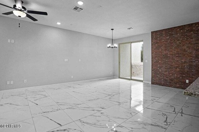 Building Photo - 11492 Summer Dr