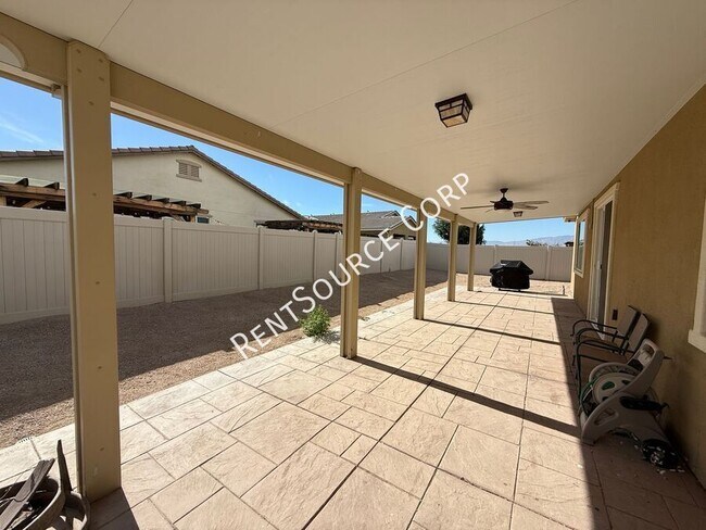 Building Photo - 45016 Marbella St