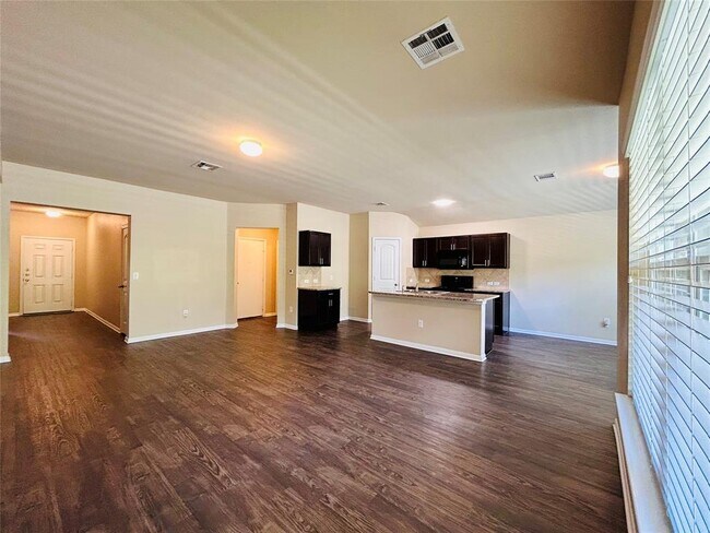 Building Photo - 15205 Wideleaf Cove