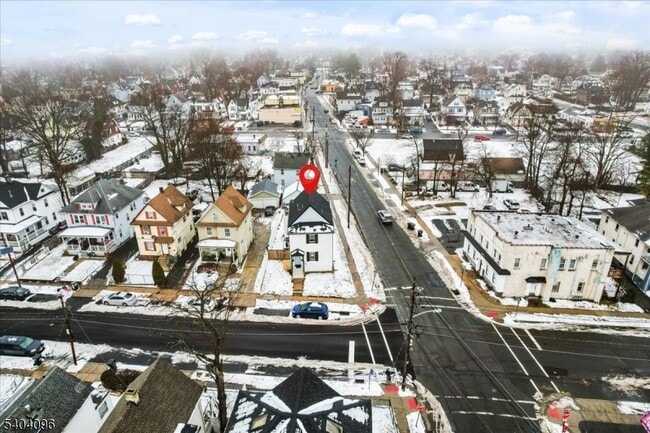 Building Photo - 143 Johnston Ave