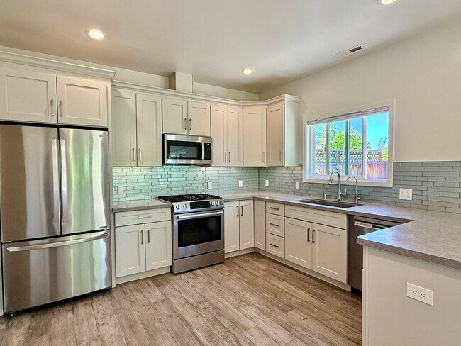 Building Photo - 1111 Pippin Creek Ct