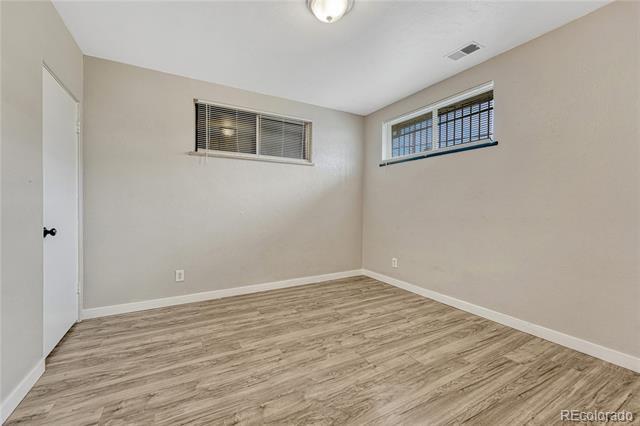 Building Photo - 1100 W 43rd Ave