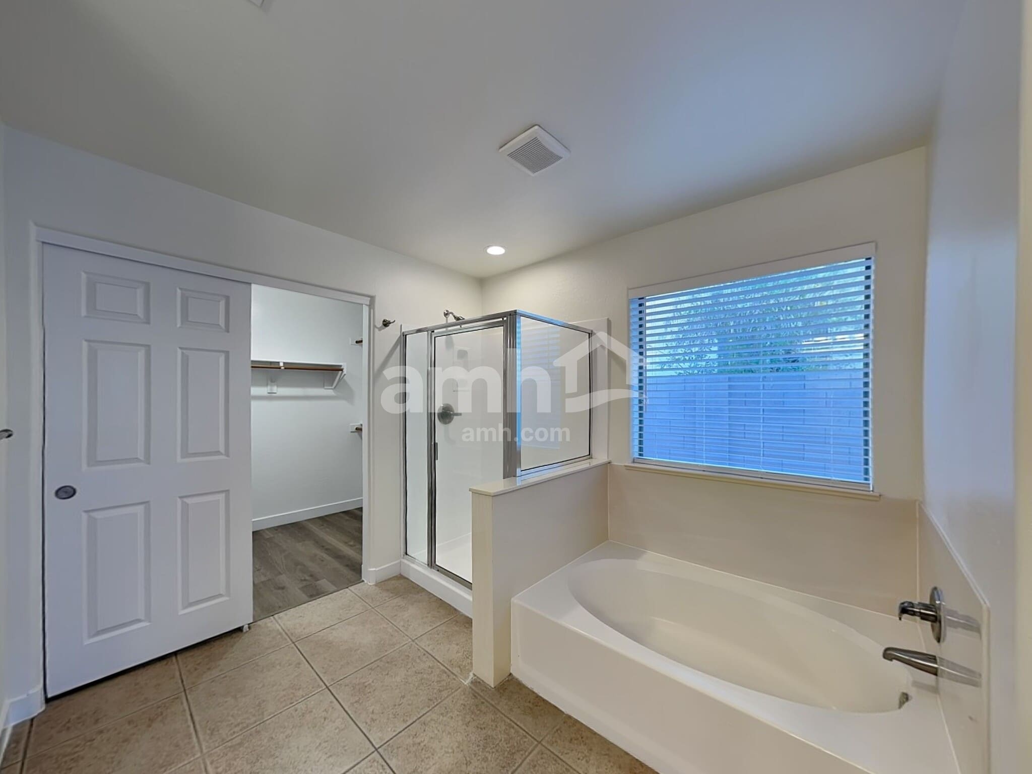 Building Photo - 12730 W Catalina Dr