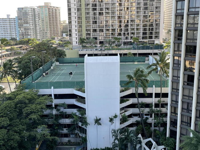 Building Photo - LILIUOKALANI GARDENS studio King Twr, sec,...