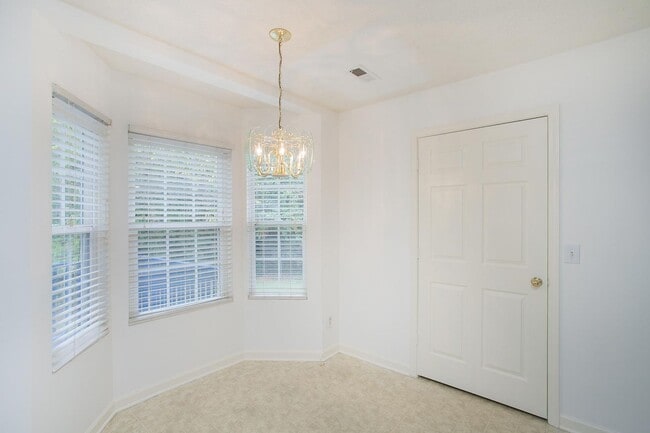 Building Photo - 517 Longleaf Ct