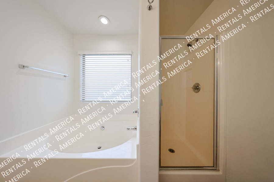 Building Photo - 29120 N Yellow Bee Dr