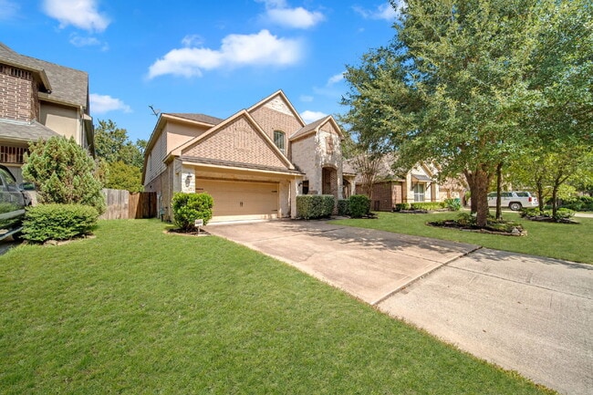 Building Photo - Welcome home to this beautiful home in the...