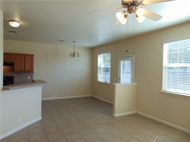 Building Photo - 2513 ALLRED -A Dr