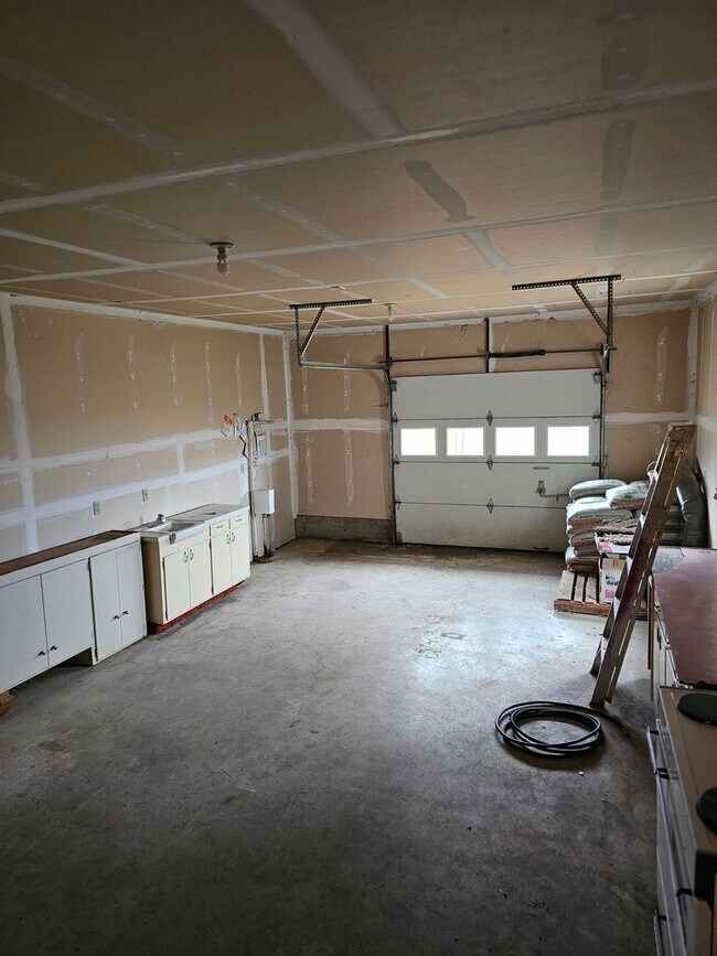 Building Photo - 1101 Stan Wilcox Rd