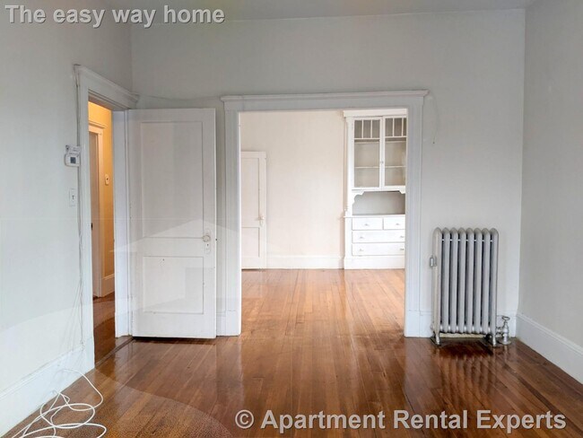 Building Photo - 104 Conwell Ave