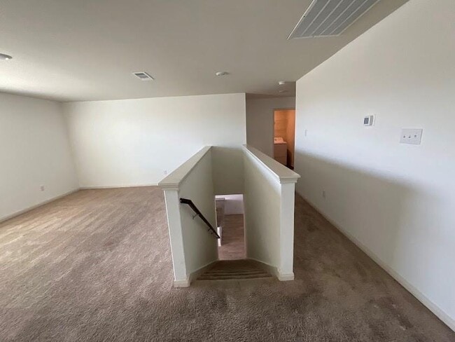 Building Photo - 172 Allington Cir