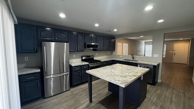 Building Photo - SW Single Story ONLY $1998