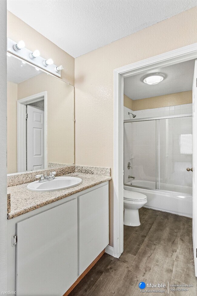 Building Photo - 3 br, 2 bath Condo - 17 Kiska Rd