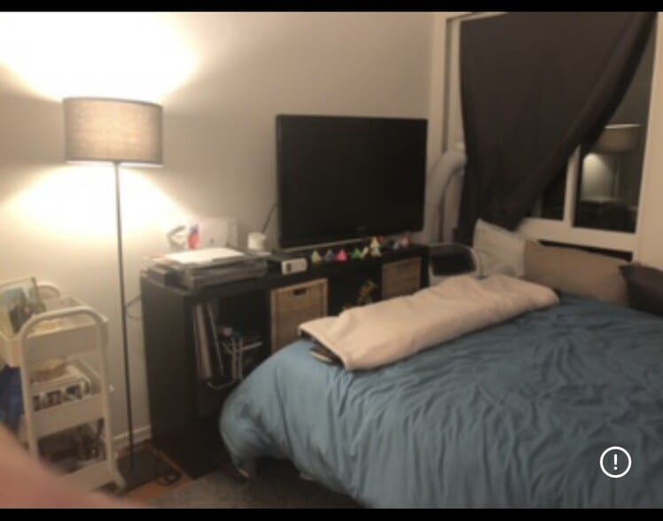 Building Photo - 3200 S Sepulveda Blvd