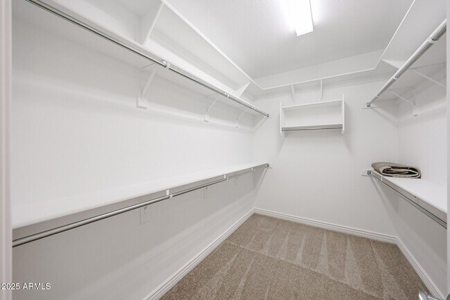 Building Photo - 8730 W Pasadena Ave