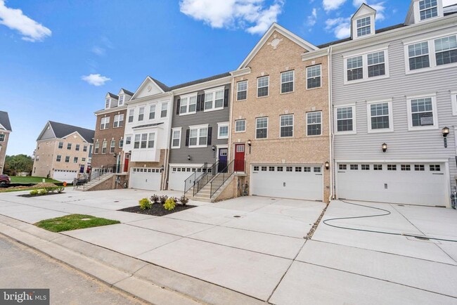 Building Photo - 502 Downswing Rd