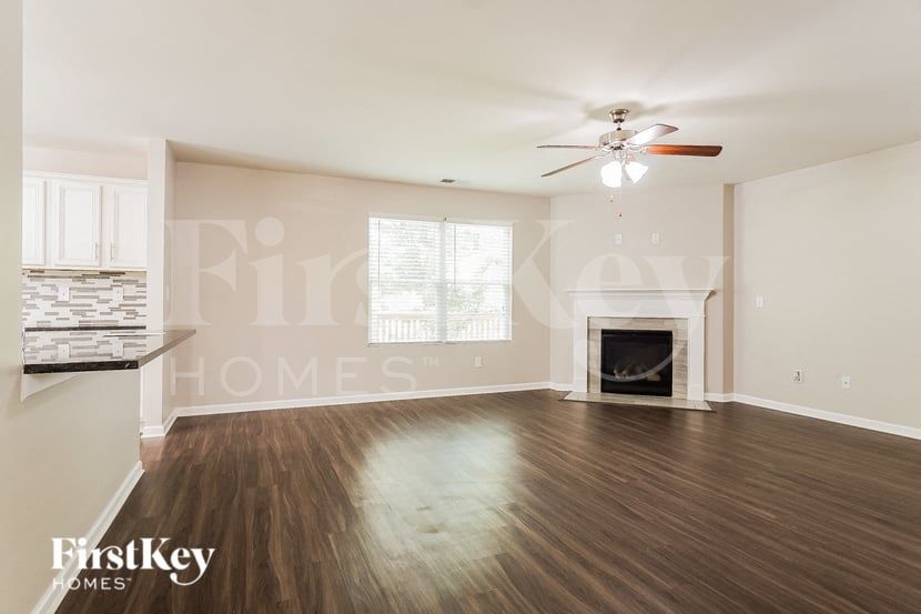 Building Photo - 244 Polo Field Way