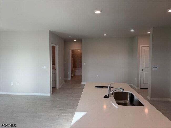 Building Photo - 5293 Mulsanne Wy