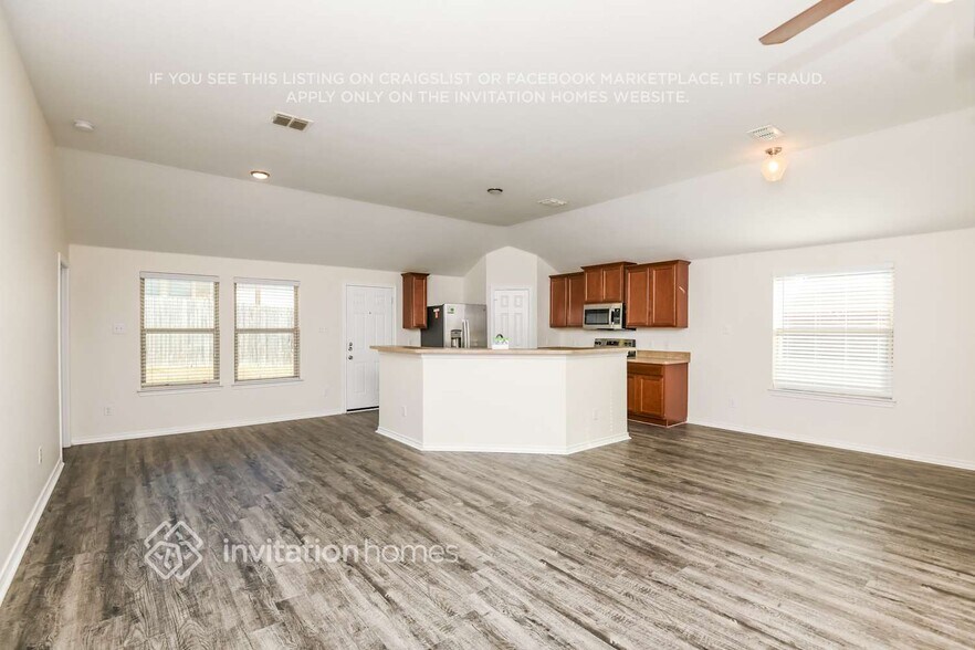 Building Photo - 6508 Sierra Madre Dr