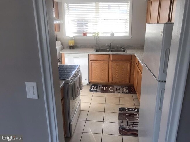 Building Photo - 2050 Nike Dr