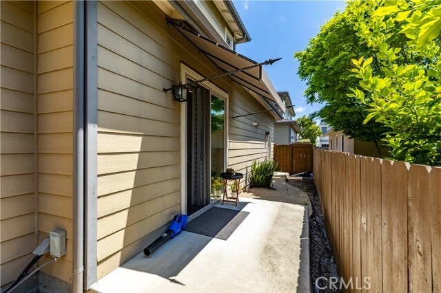 Building Photo - 871 Islay St