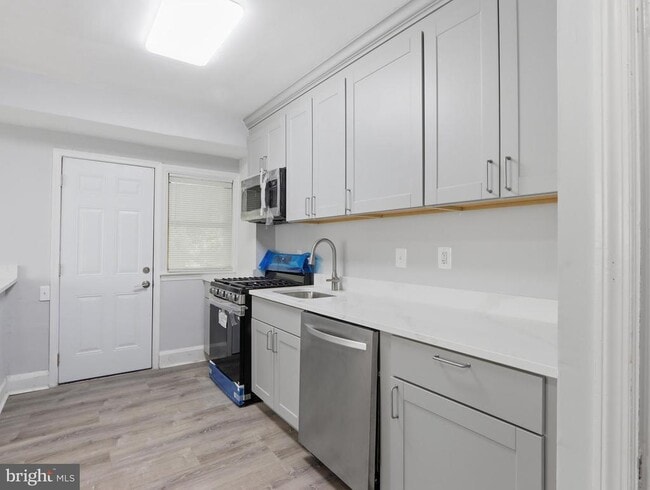 Building Photo - 5112 Crosswood Ave