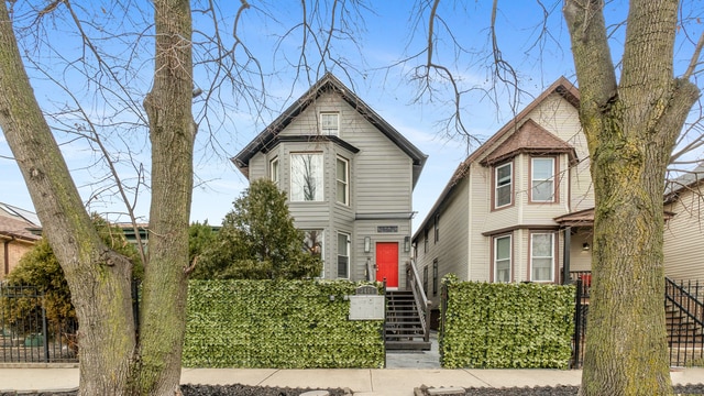 Primary Photo - 3406 W Dickens Ave