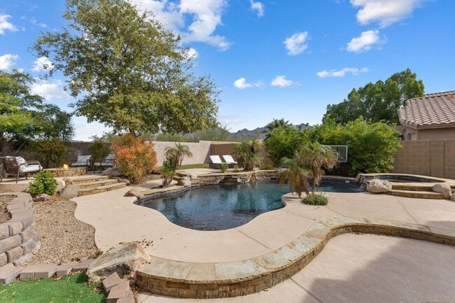 Building Photo - 10340 E Caribbean Ln