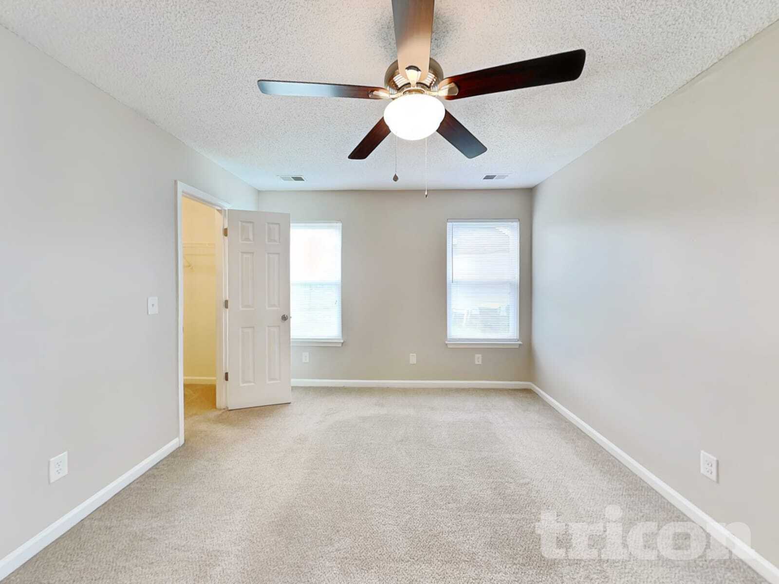 Building Photo - 824 Cedar Break Ct