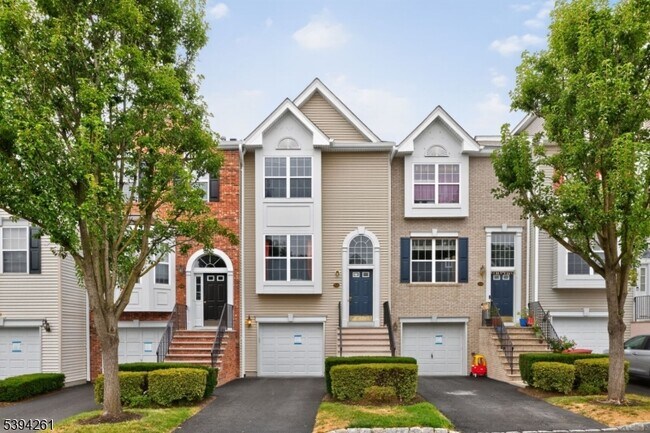 Building Photo - 535 Coventry Dr