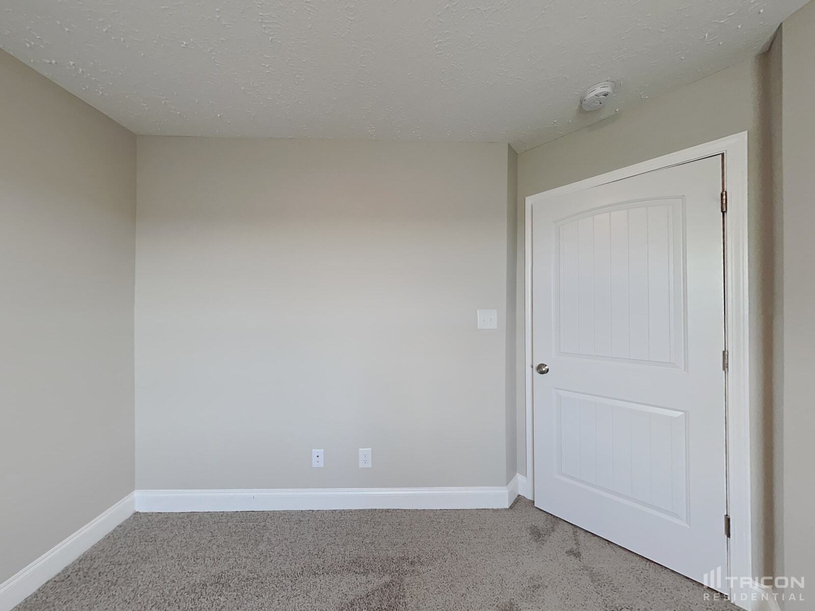 Building Photo - 152 Sambar Dr
