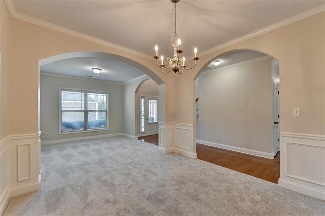 Building Photo - 522 Suwanee Oaks Dr NE