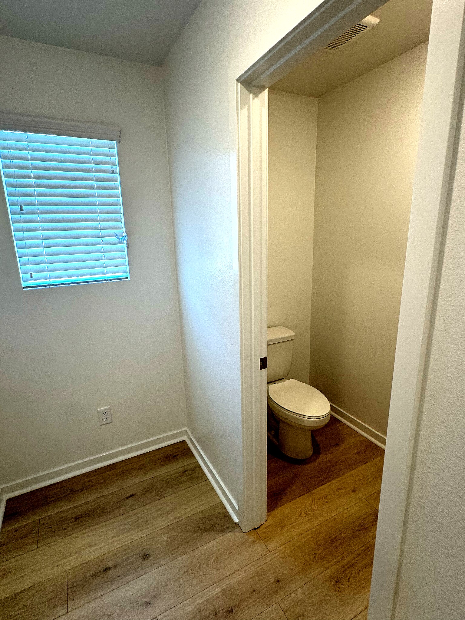 Master Bathroom - 2288 Panama Dr