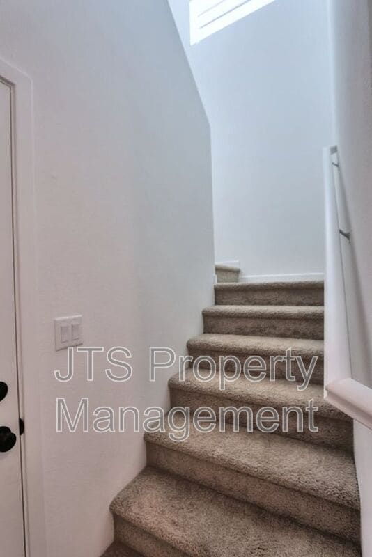 Building Photo - 4266 Aura Way