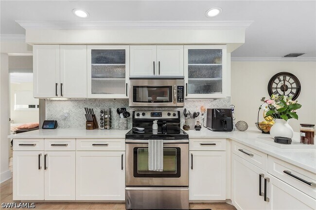 Building Photo - 2950 Coach House Ln