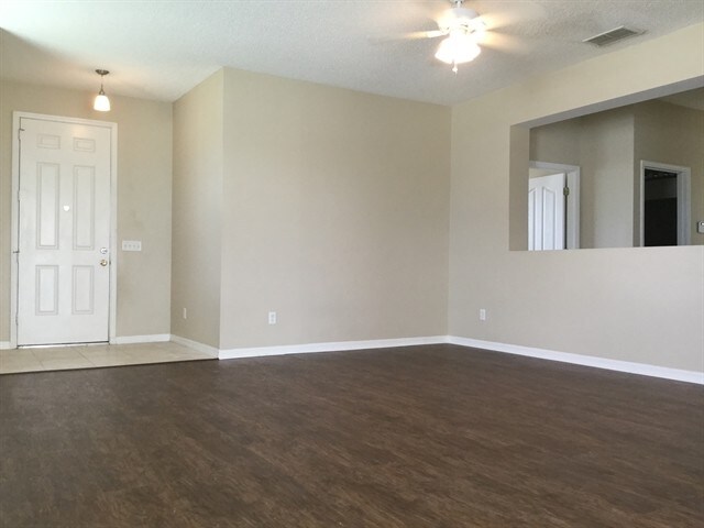 Building Photo - 4542 Gallberry Ct