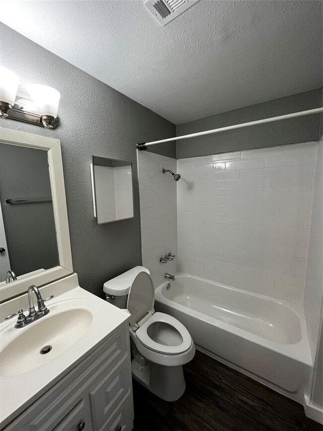 Building Photo - 2306 Cedrick Cove