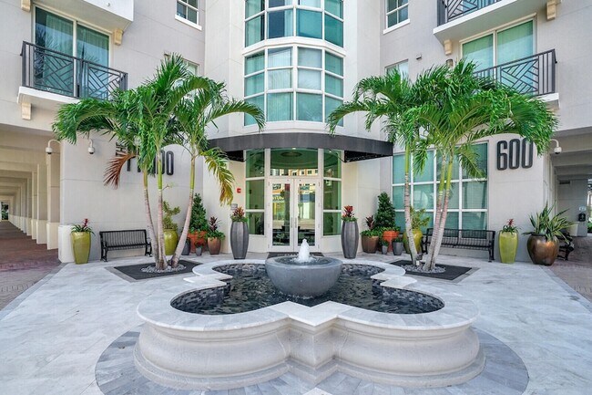 Building Photo - 600 S Dixie Hwy