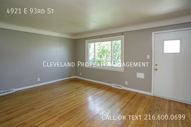 Building Photo - 4921 E 93rd St